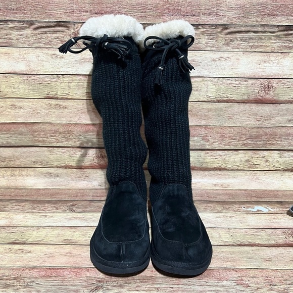 Ugg Boots Black Suburd Winter Boots - Picture 4 of 9